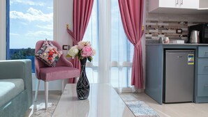 Apartamento, 1 quarto, para fumantes, sacada | Sala de estar