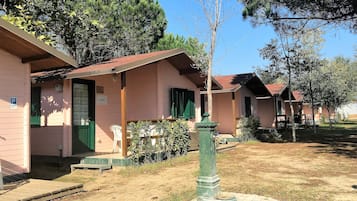 Bungalow, 2 Schlafzimmer, Raucher, Balkon | Außenbereich