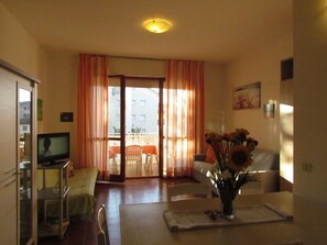 Studio, Mehrere Schlafzimmer, Balkon | Innenbereich