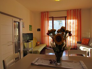 Studio, Balkon | Wohnzimmer
