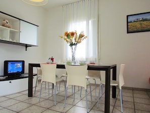 Villa, 3 chambres, patio, vue jardin | Restauration
