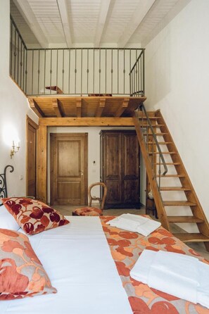 1 bedroom - Leano Agriresort - Superior Triple Room With Mezzanine (Piazza Armerina)
