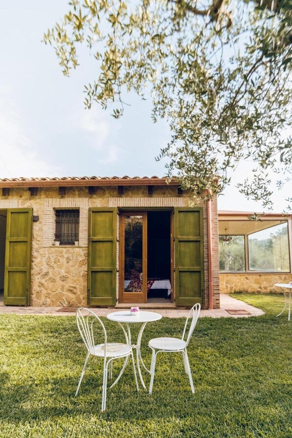 Property grounds - Leano Agriresort - Superior Triple Room With Mezzanine (Piazza Armerina)