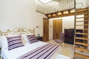 1 bedroom - Leano Agriresort - Superior Triple Room With Mezzanine (Piazza Armerina)