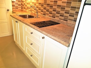 Leilighet, 1 soverom, røyk, balkong | Innvendig