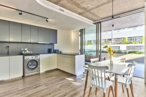 Apartment, 2 Bedrooms, Balcony, City View | Laundry - Luxury 2 Bedroom With Balcony (Cape Town)