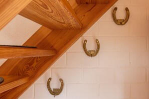 Unclassified image, 3 of 31, button