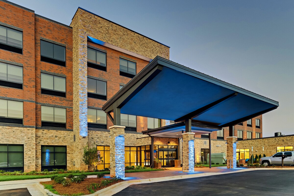 클레먼즈 (NC) Holiday Inn Express & Suites Winston Salem Sw Clemmons by IHG 호텔 객실