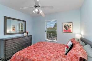 3 bedrooms, Internet