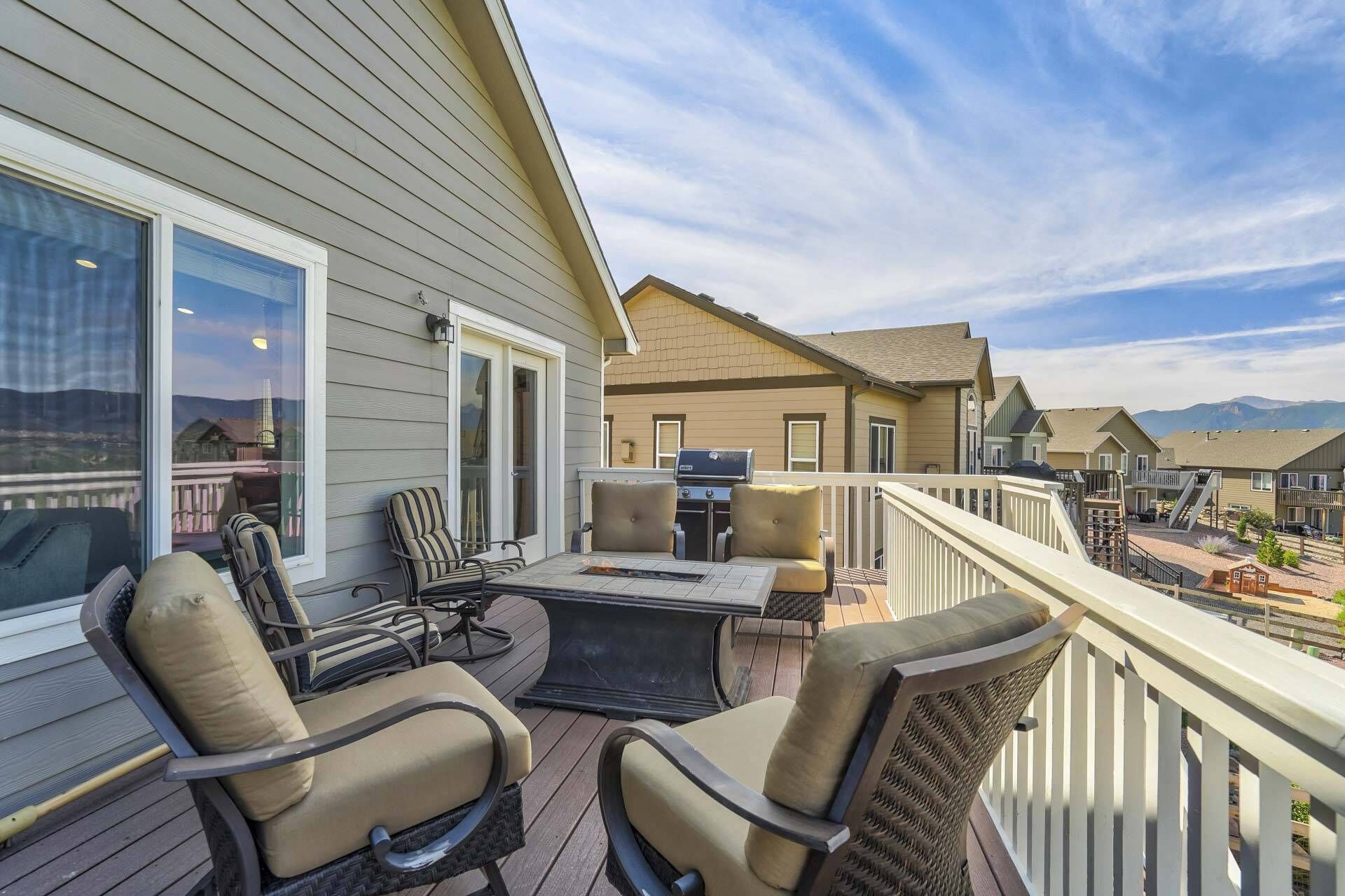 تناول الطعام بالخارج