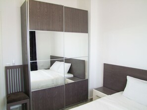 1 chambre, fer et planche à repasser, Wi-Fi, draps fournis