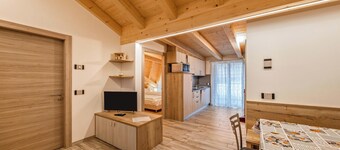 Apartment “Vacanze Arcobaleno - Giallo” with Mountain View, Sauna & Whirlpool