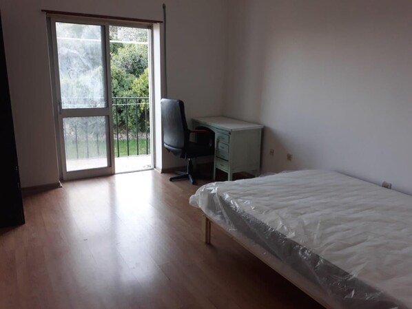 4 bedrooms