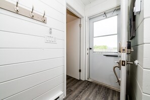 Dusche, Handtücher, Seife, Toilettenpapier
