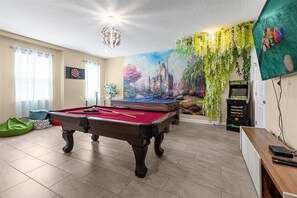 Spielezimmer