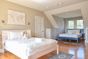 7 slaapkamers, een strijkplank/strijkijzer, wifi, beddengoed