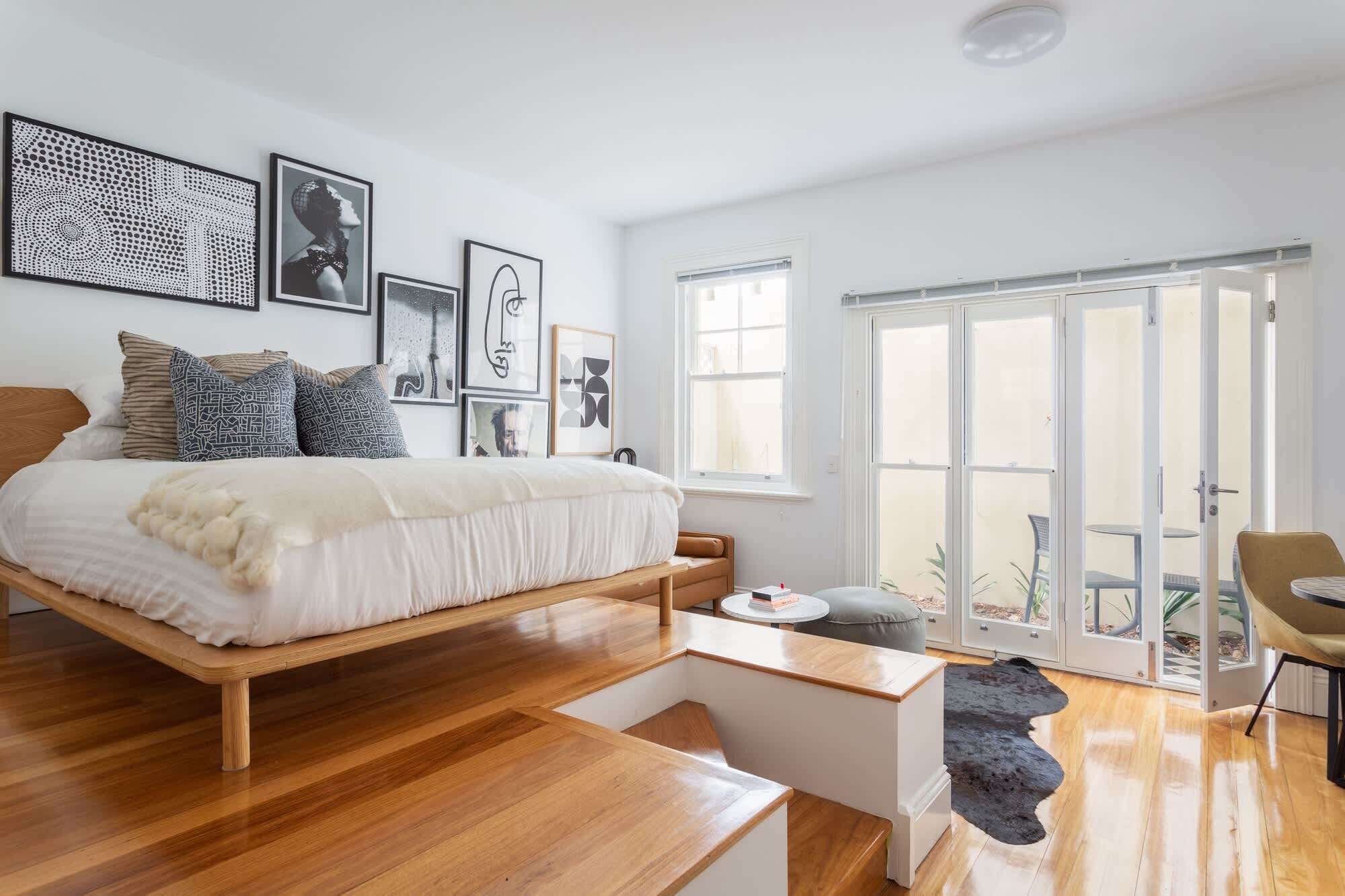 Bureau, fer et planche à repasser, Wi-Fi, draps fournis