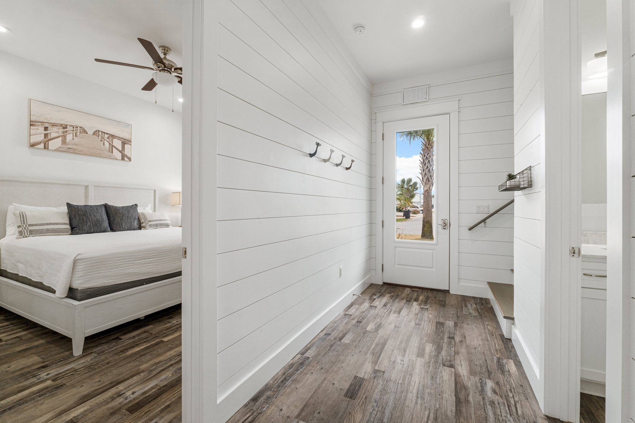 7 chambres, fer et planche à repasser, Wi-Fi, draps fournis