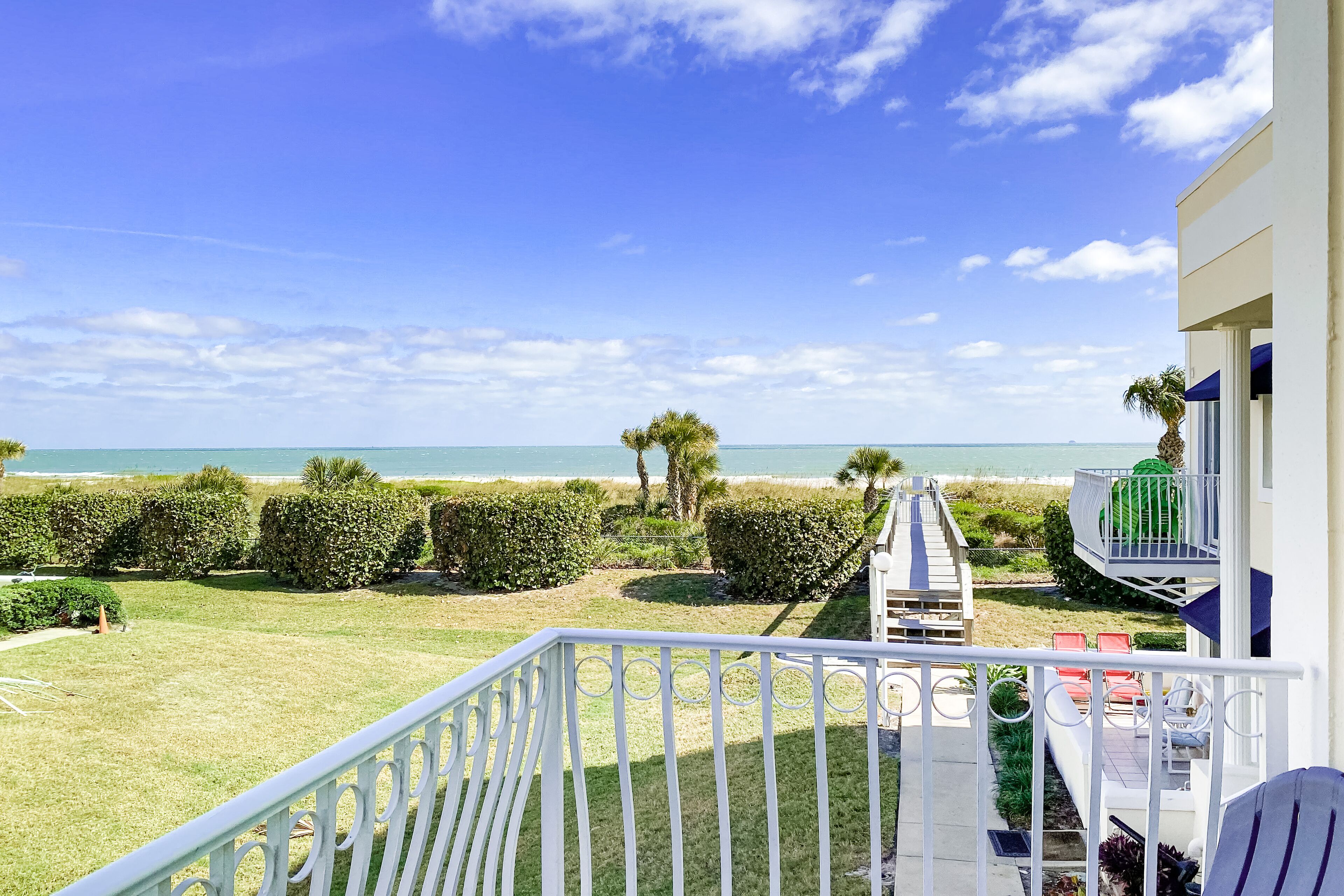 Oceanfront Condo with Shared Pool and Hot Tub, Ocean View, and High-Speed WiFi