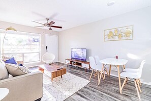 Uklassifisert bilde, 5 av 18, knapp