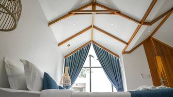 Ropa de cama de alta calidad y minibar