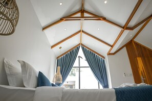 Premium bedding, minibar, in-room safe, desk - Montagne Residence (Kampot)