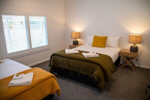 4 bedrooms, iron/ironing board, free WiFi, bed sheets