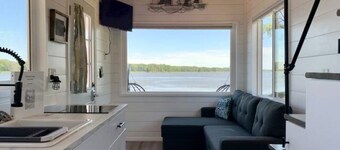 The River's Edge - Tiny Home 3