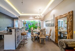 Dining - Luxury Villas Merci Resort 3 Bedrooms Seminyak 1 (Seminyak)