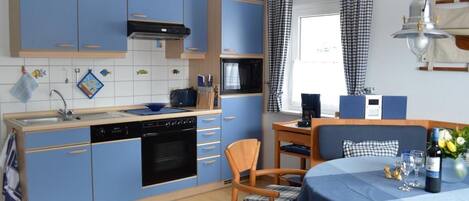 Køleskab, mikrobølgeovn, ovn, opvaskemaskine