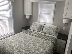 Bàn ủi/dụng cụ ủi quần áo, truy cập Internet không dây miễn phí 