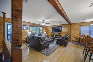 Smart-TV, Videospiele, Bücher