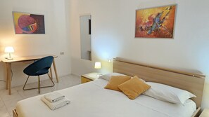 1 bedroom, iron/ironing board, free WiFi, bed sheets