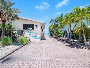 Exterior - Turquoise Lagoon LLC, wide open turquoise views of the lagoon (Key Colony Beach)