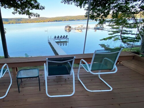 Large house on beautiful lake, adjoins Sleeping Bear Dunes National Lakeshore