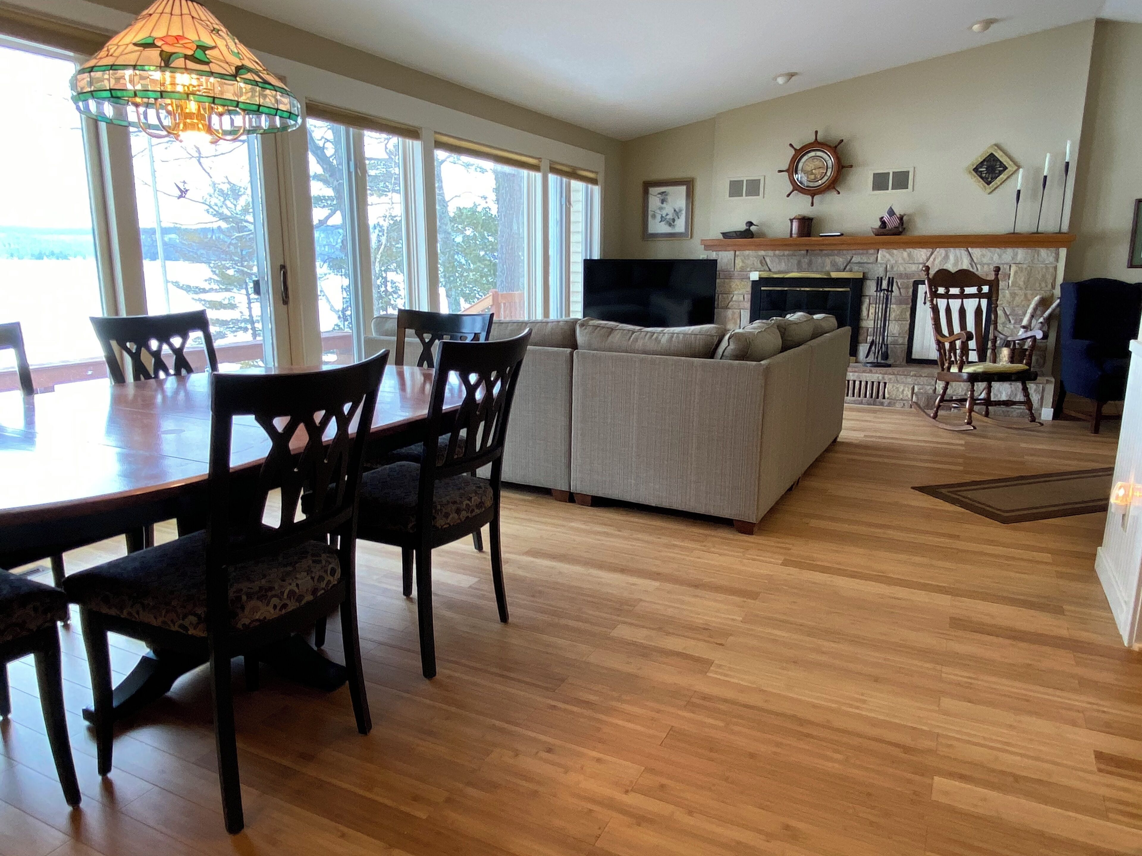Large House On Beautiful Lake, Adjoins Sleeping Bear Dunes National Lakeshore - Empire, MI
