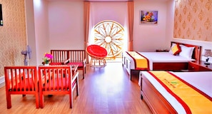 1 bedroom, Egyptian cotton sheets, premium bedding, memory-foam beds
