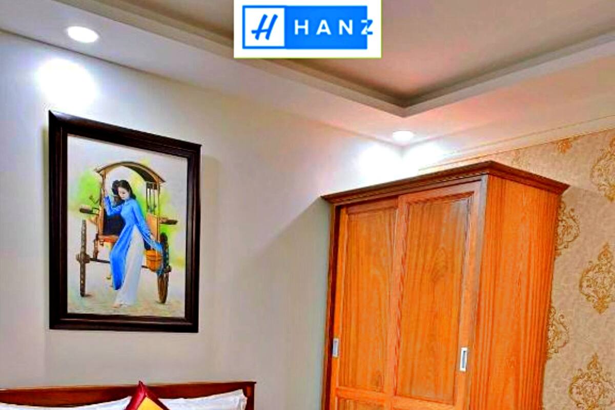 Standard Double Room | Egyptian cotton sheets, premium bedding, memory-foam beds, desk