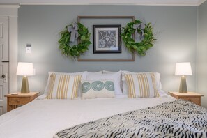 6 bedrooms, iron/ironing board, WiFi, bed sheets - Beautiful Wine Country Escape (Carlton)