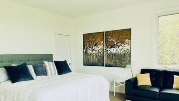 4 slaapkamers, een bureau, wifi, beddengoed