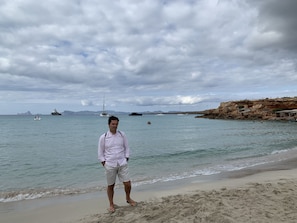 Tæt på stranden