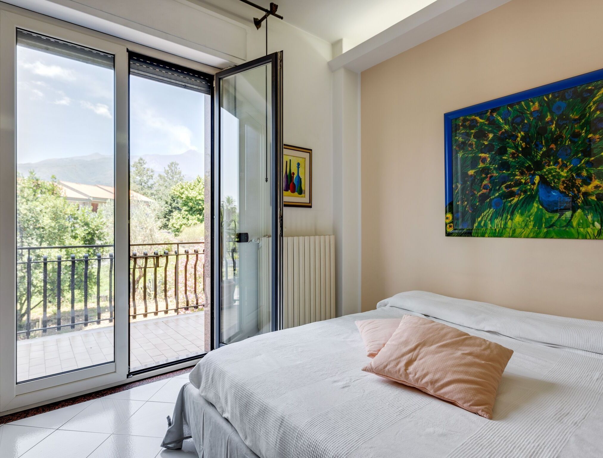 4 chambres, fer et planche à repasser, Wi-Fi, draps fournis