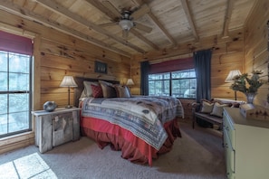 3 bedrooms, desk, iron/ironing board, WiFi