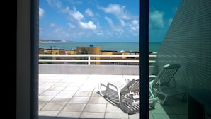 Comfort Studio Suite | Balcony view - Flat com vista ao mar de Ponta Negra (Natal)