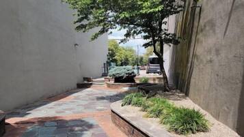 Enceinte de lâhĂ©bergement