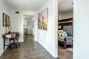 2 chambres, bureau, Wi-Fi gratuit, draps fournis