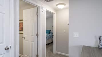 2 chambres, fer et planche à repasser, Wi-Fi, literie fournie