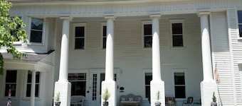 End O Day Manor House