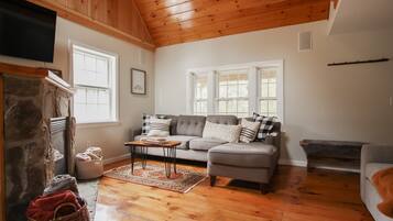 Smart TV, fireplace, video games, Netflix