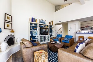 TV, fireplace, DVD player